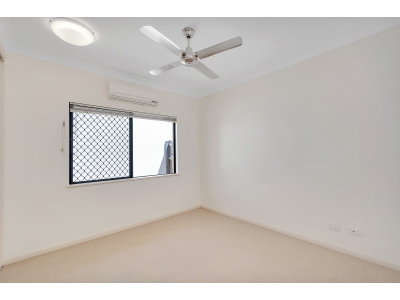 30 Hideaway Close, Palm Cove QLD 4879