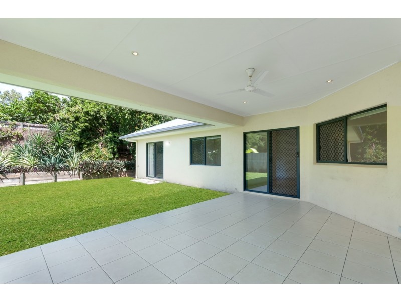 30 Hideaway Close, Palm Cove QLD 4879