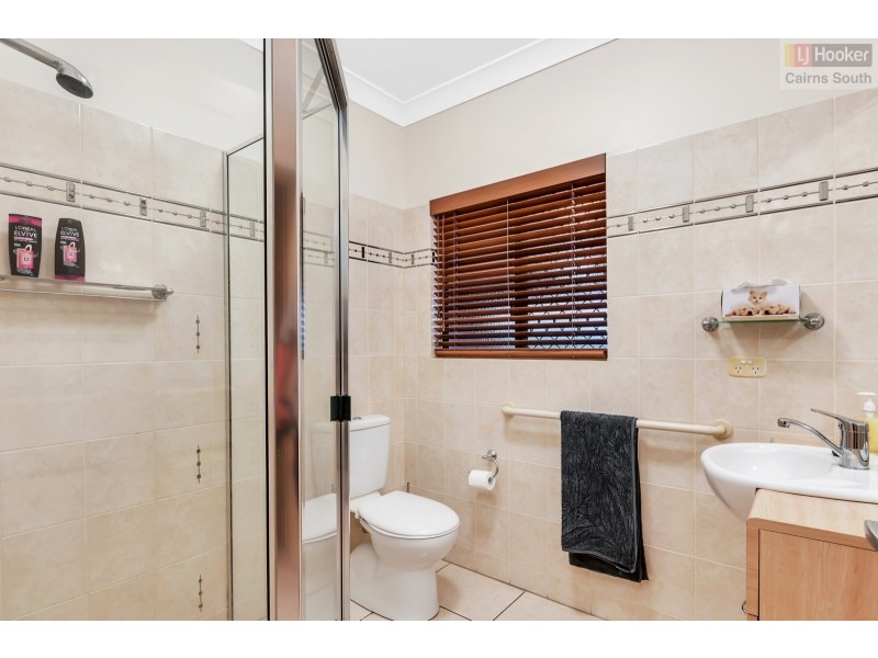 13 Senate Street, Bentley Park QLD 4869