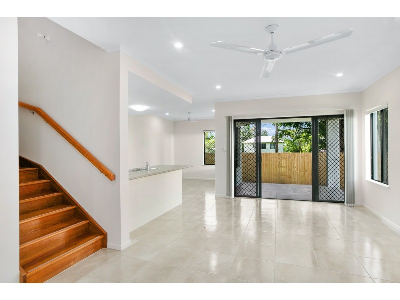 3/116 Callaghan Street, Mooroobool QLD 4870