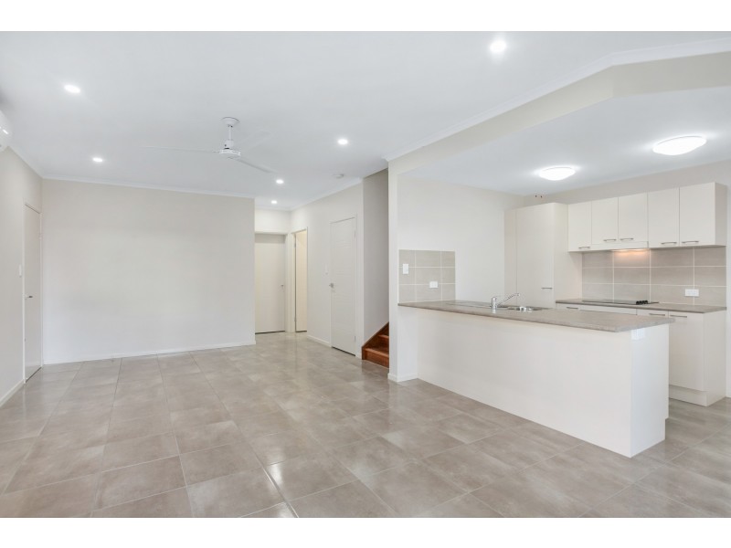 3/116 Callaghan Street, Mooroobool QLD 4870