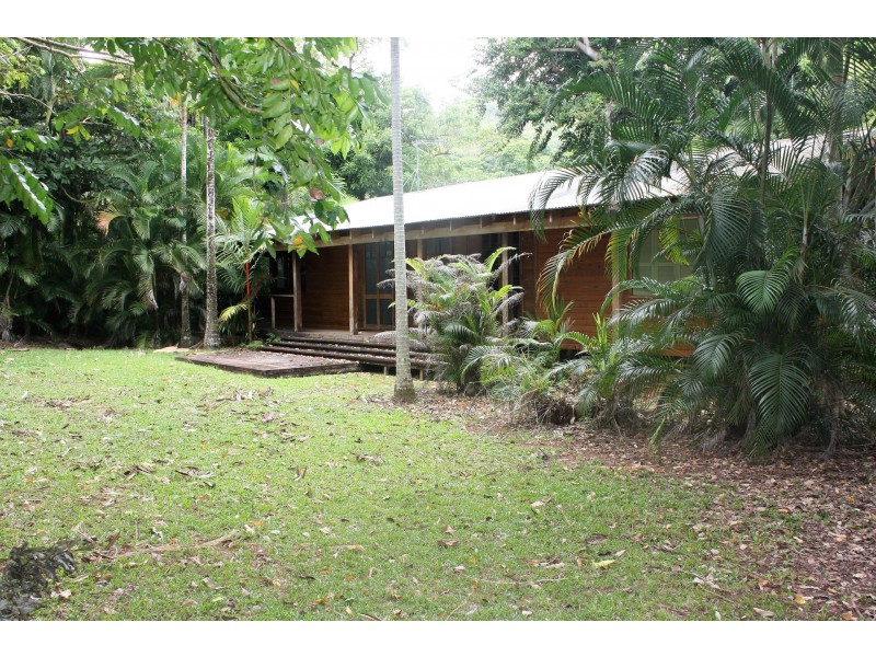 26 Blue Hills Crescent, Freshwater QLD 4870