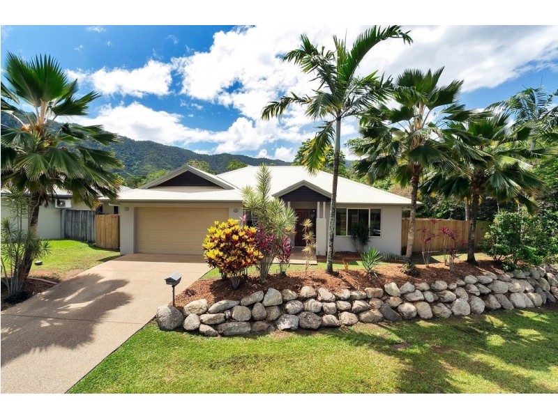 4 Fitzmaurice Drive, Bentley Park QLD 4869