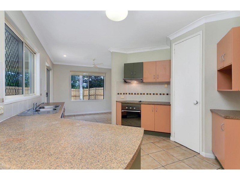 4 Fitzmaurice Drive, Bentley Park QLD 4869