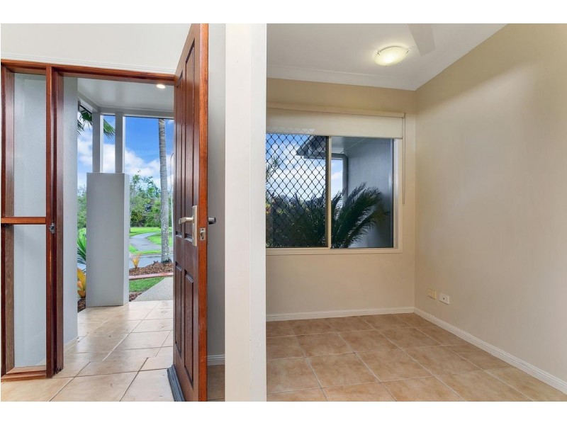 4 Fitzmaurice Drive, Bentley Park QLD 4869