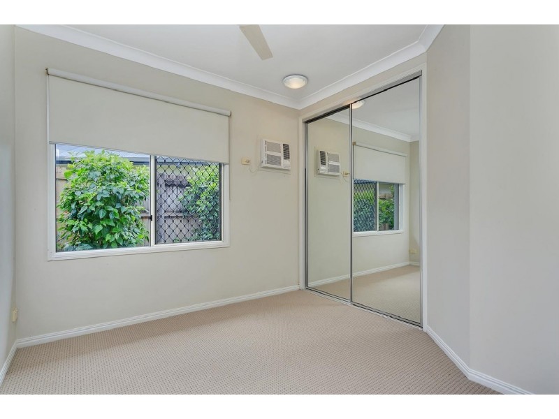 4 Fitzmaurice Drive, Bentley Park QLD 4869