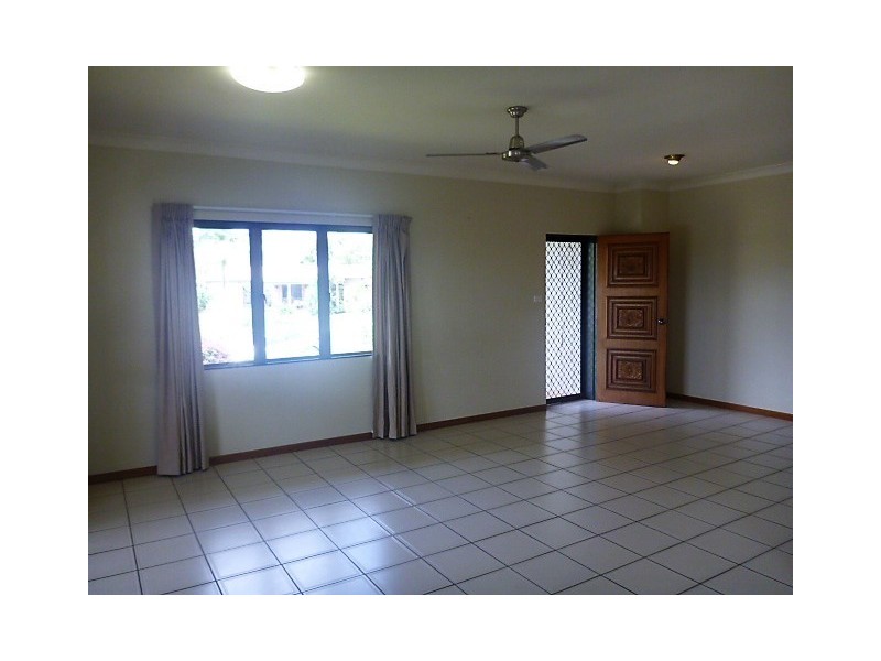 8 Gouldian Street, Bayview Heights QLD 4868