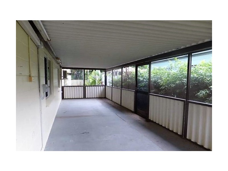 9 Cantal Close, Smithfield QLD 4878