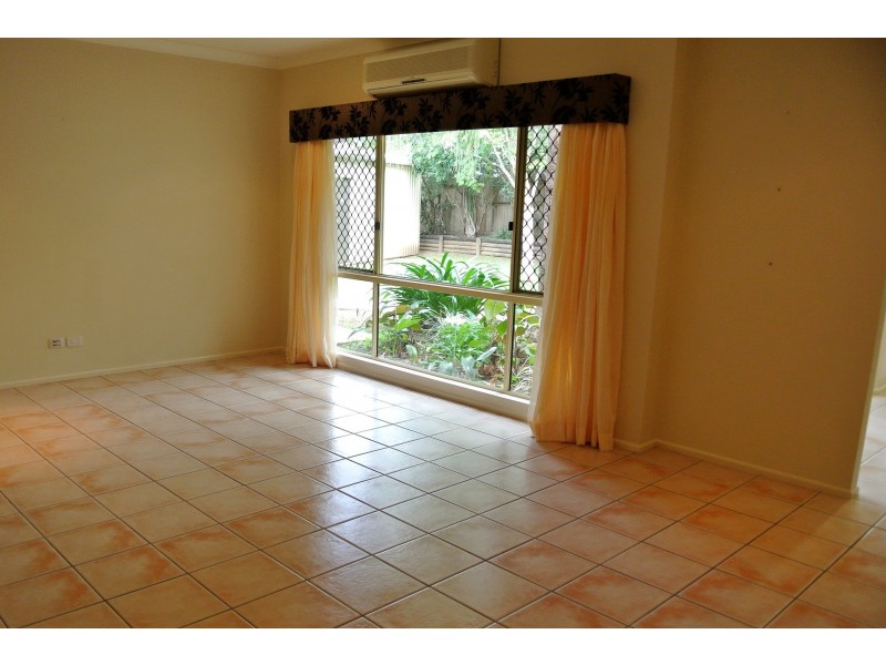 21 Bromley Close, Mount Sheridan QLD 4868
