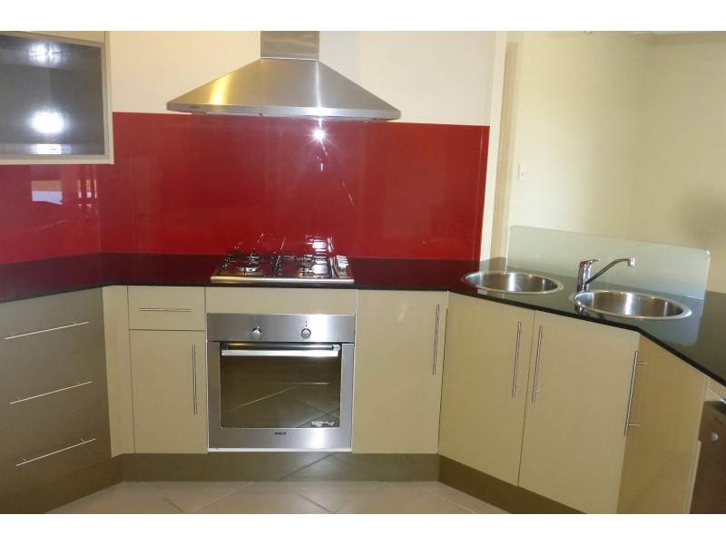 8 Keppel Place, Bentley Park QLD 4869