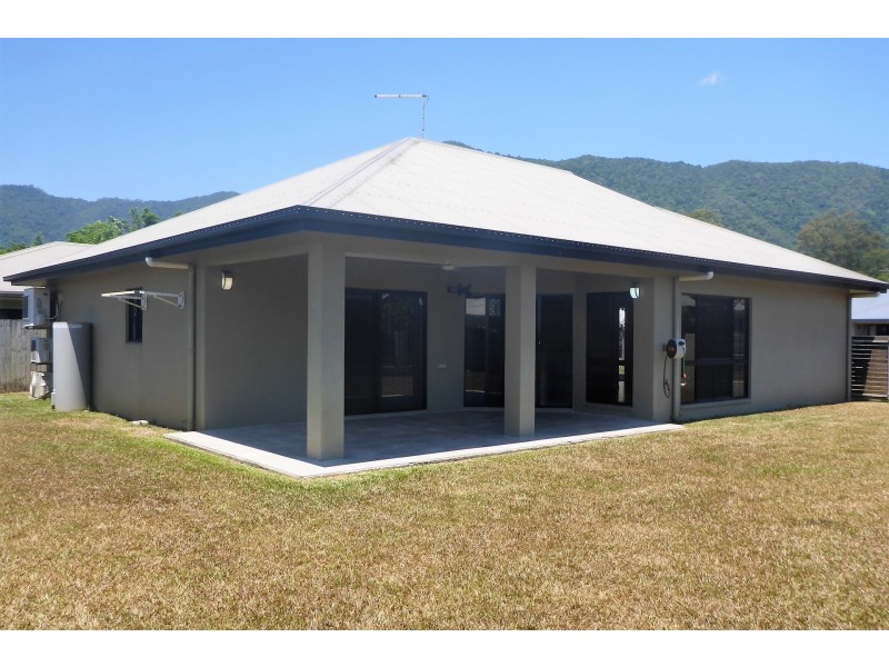 8 Keppel Place, Bentley Park QLD 4869