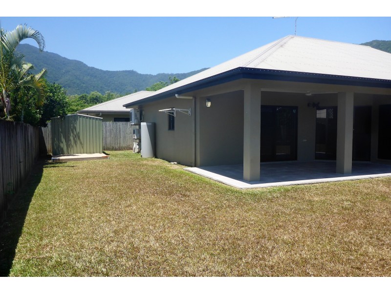 8 Keppel Place, Bentley Park QLD 4869