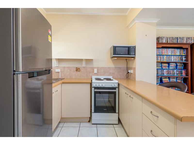 7/11 Brown Street, Woree QLD 4868