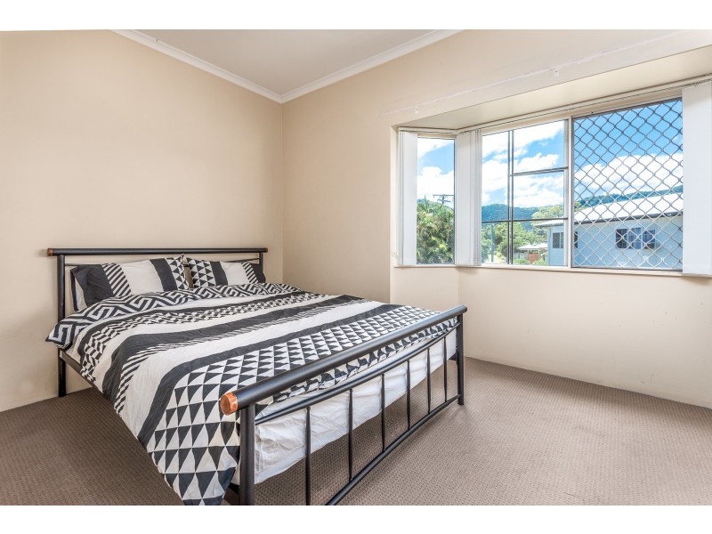 7/11 Brown Street, Woree QLD 4868