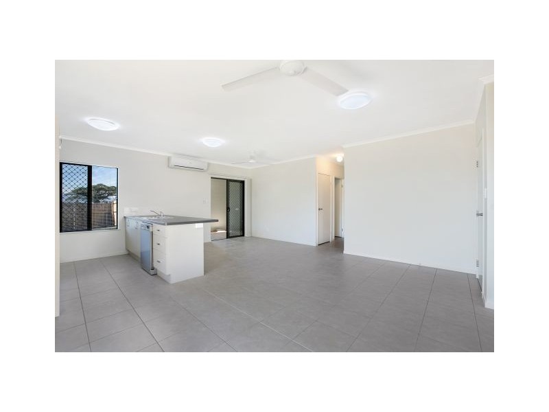 2/44 Mceachan Street, Edmonton QLD 4869