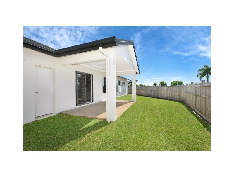 2/44 Mceachan Street, Edmonton QLD 4869