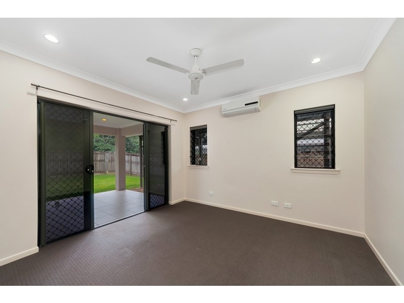 16 Lockyer Crescent, Bentley Park QLD 4869