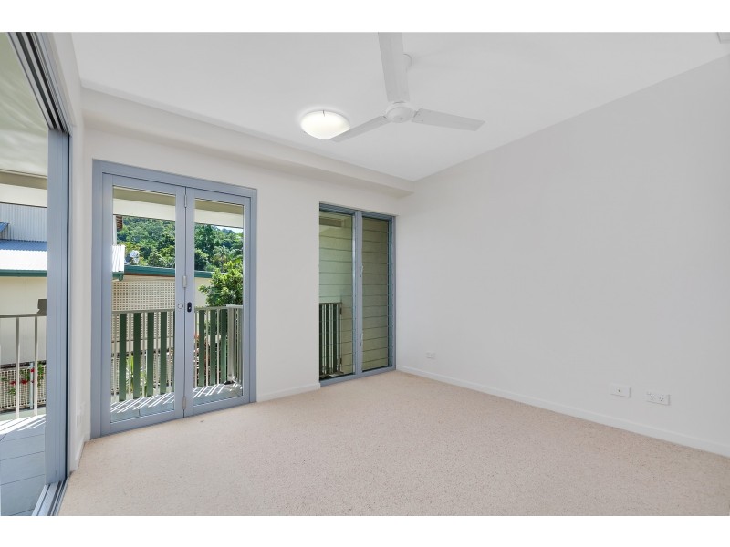 4/110-114 Collins Avenue, Edge Hill QLD 4870