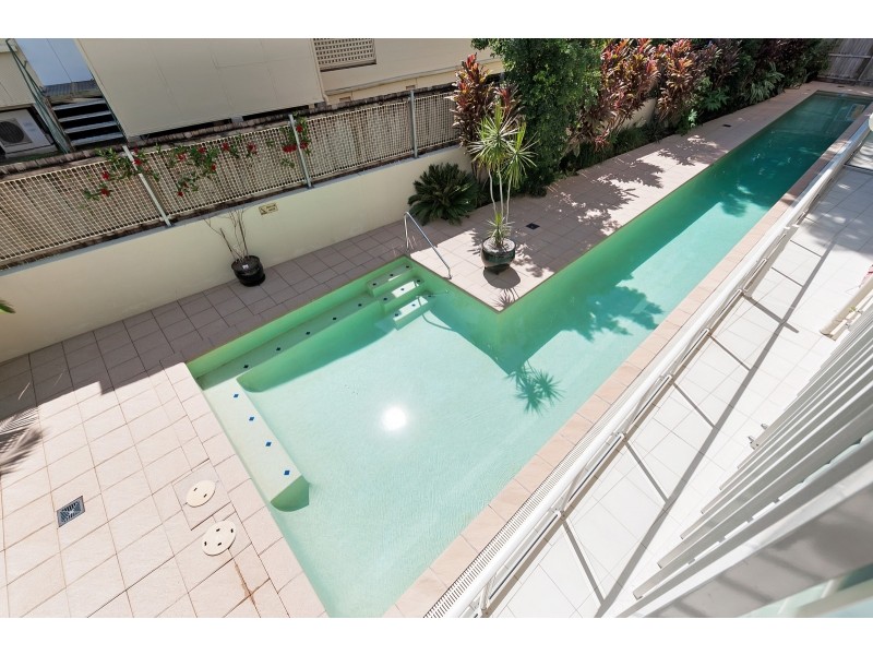 4/110-114 Collins Avenue, Edge Hill QLD 4870