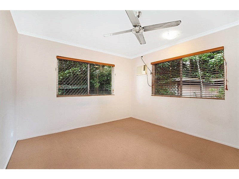 19 Golf Street, Yorkeys Knob QLD 4878