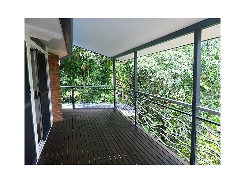 9 Tanner Crescent, Stratford QLD 4870