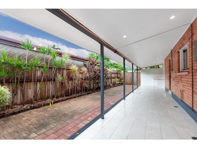 33 Panorama Street, Bayview Heights QLD 4868