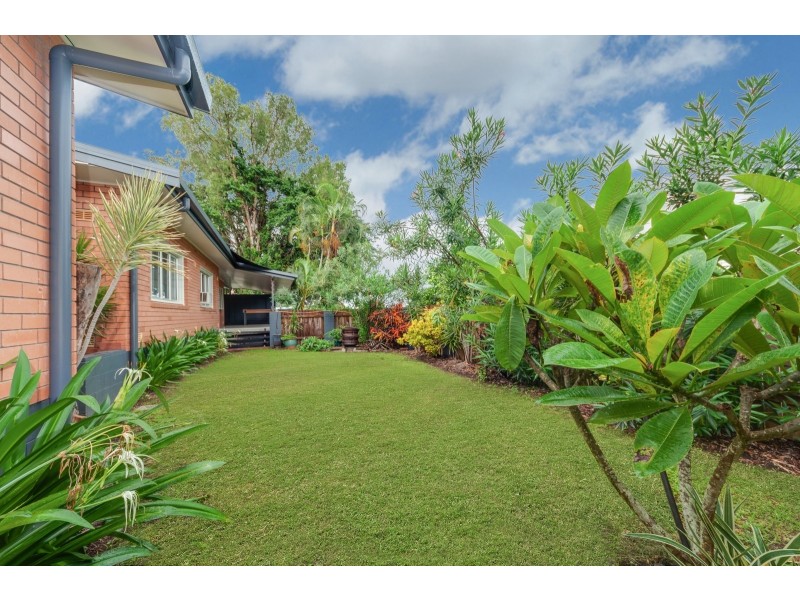 33 Panorama Street, Bayview Heights QLD 4868