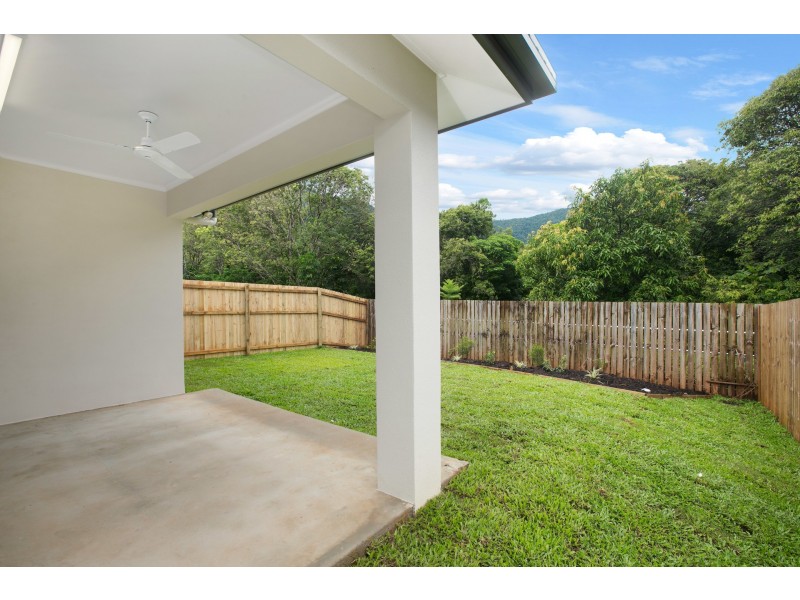 2/183 Isabella Road, Edmonton QLD 4869