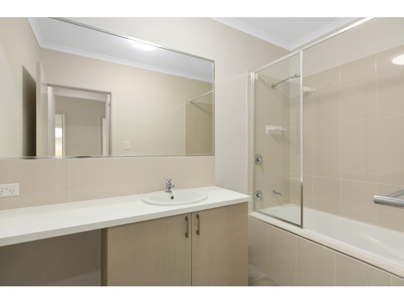 2/183 Isabella Road, Edmonton QLD 4869
