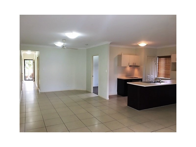 33 Angor Road, Trinity Park QLD 4879