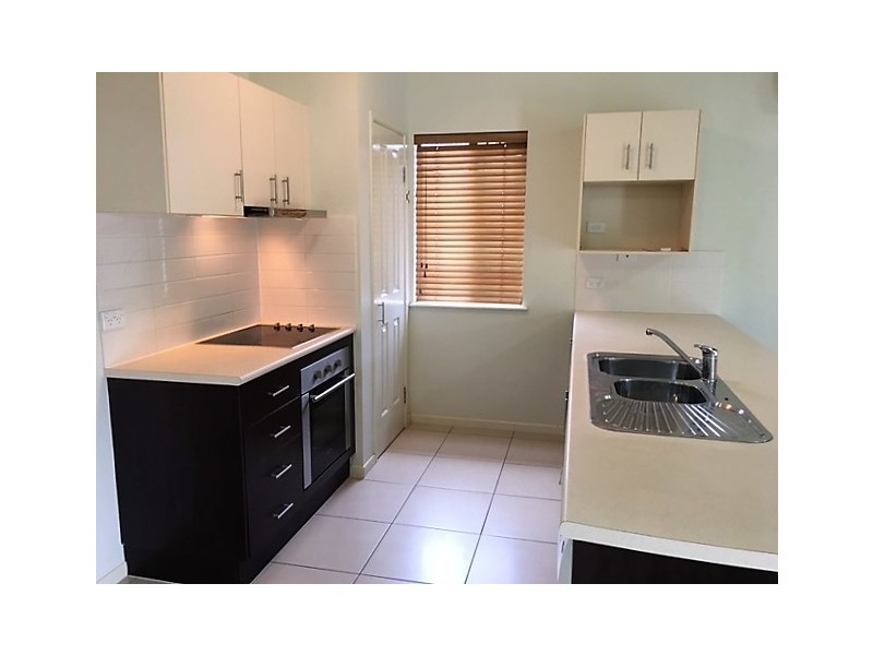 33 Angor Road, Trinity Park QLD 4879