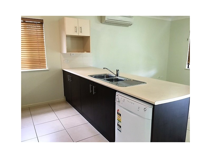 33 Angor Road, Trinity Park QLD 4879