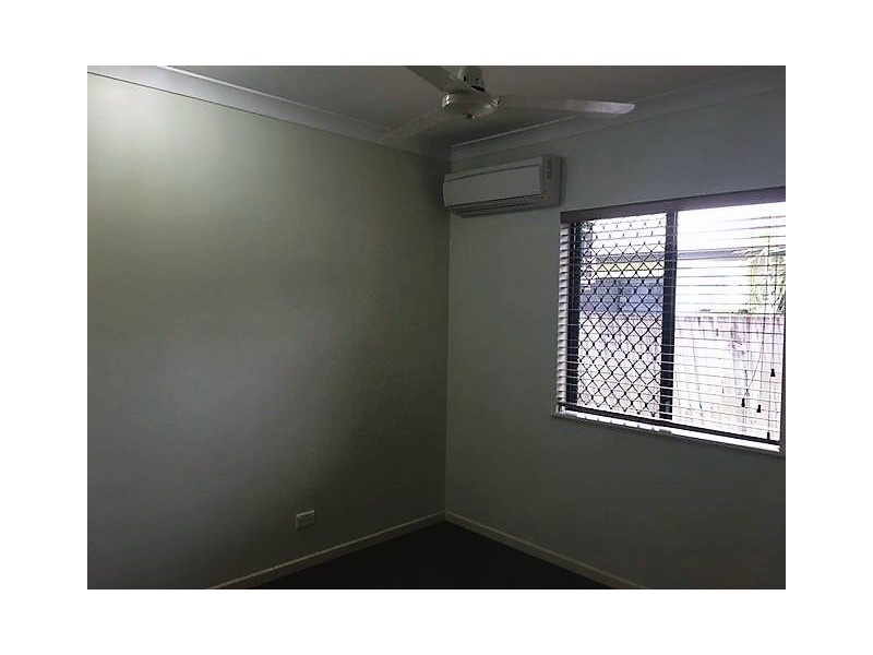 33 Angor Road, Trinity Park QLD 4879