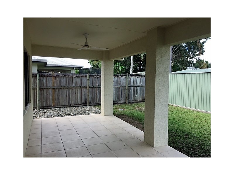 33 Angor Road, Trinity Park QLD 4879