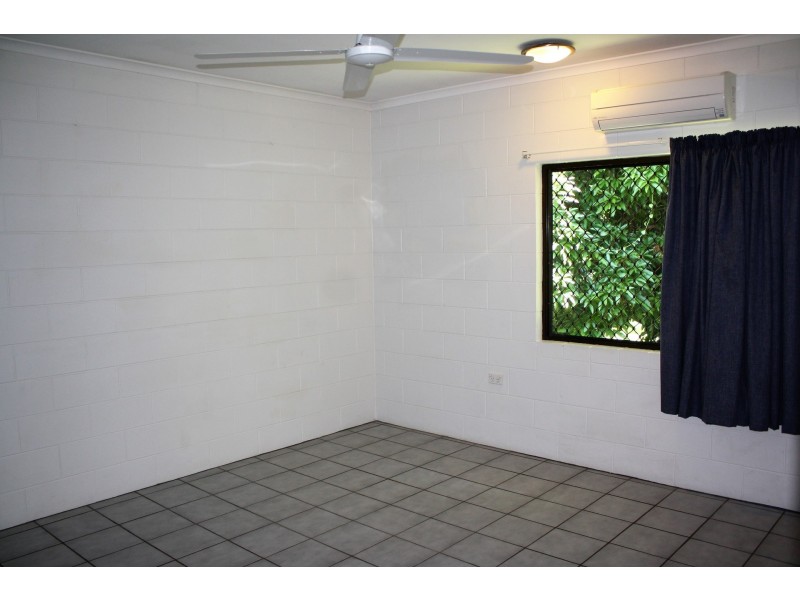 4/9 Marsh Street, Earlville QLD 4870