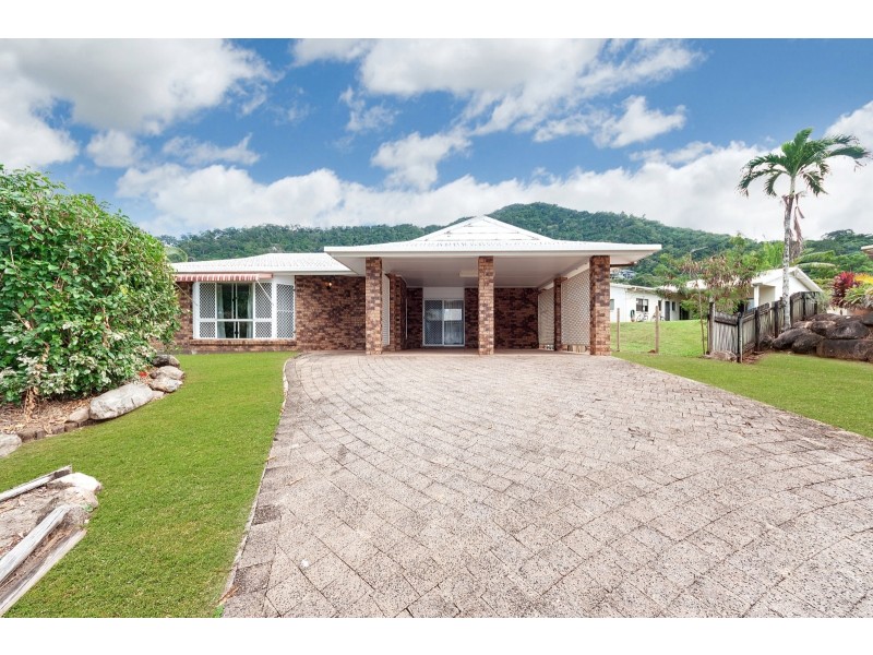 30 Strathmore Court, Mooroobool QLD 4870