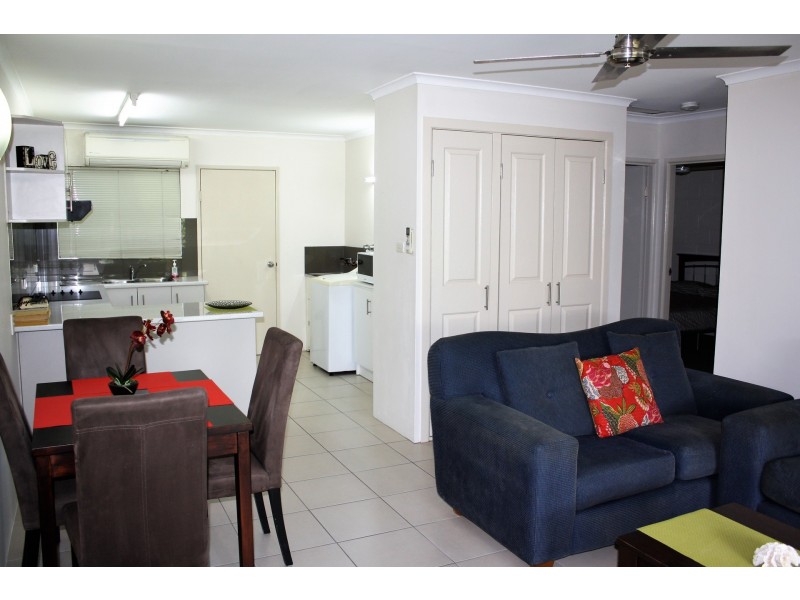 11/2-8 Winkworth Street, Bungalow QLD 4870