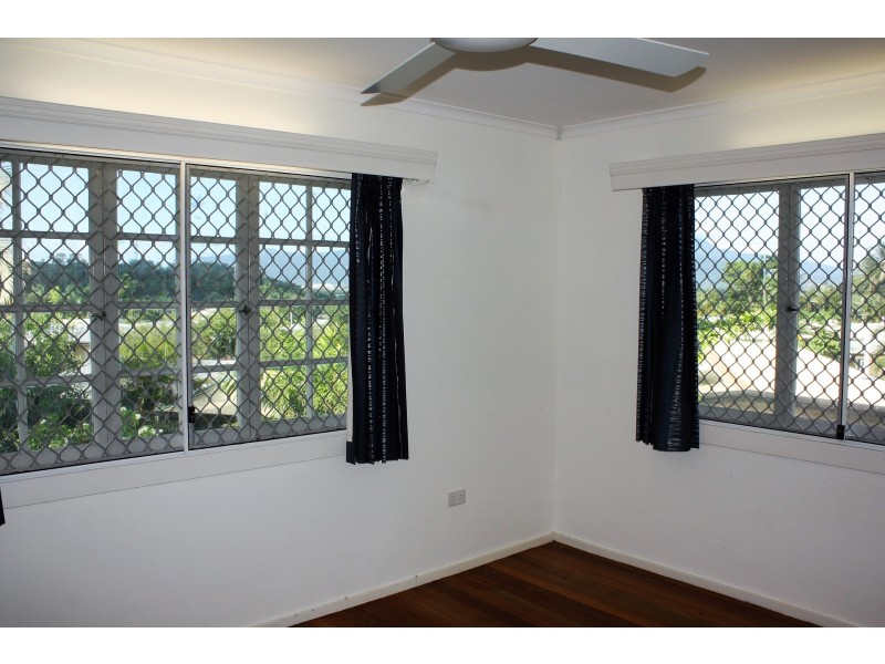 1 Alkoo Close, Bayview Heights QLD 4868