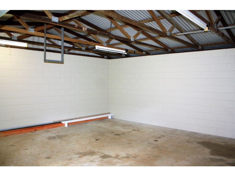 1 Alkoo Close, Bayview Heights QLD 4868