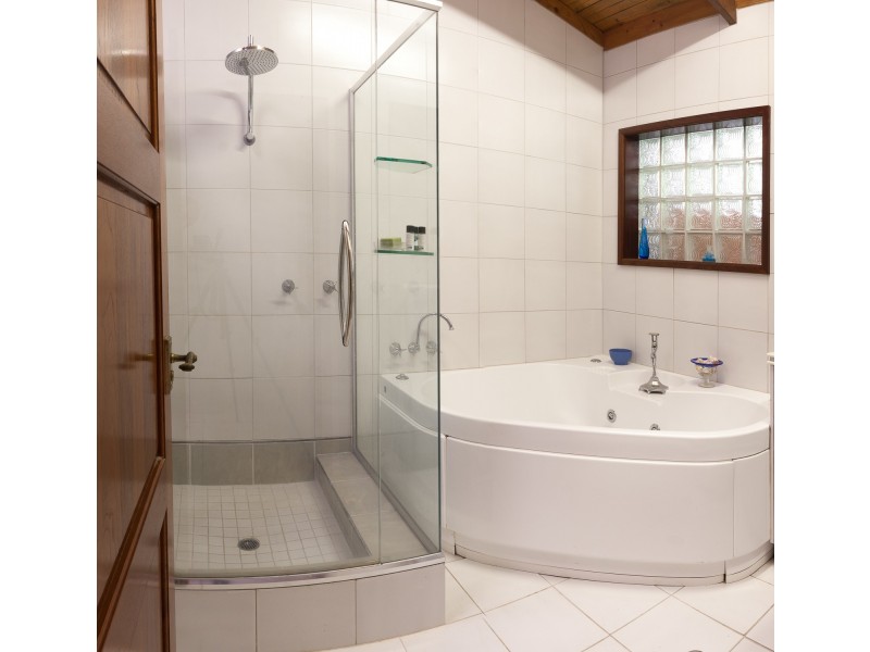 275 Toogood Road, Bayview Heights QLD 4868