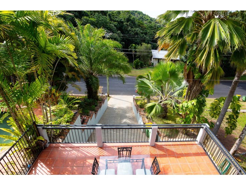 275 Toogood Road, Bayview Heights QLD 4868