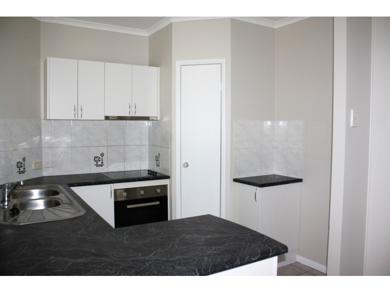 30 Shaft Street, Edmonton QLD 4869