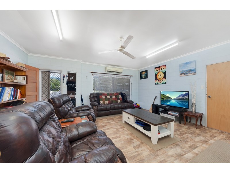 14 Matoska Close, Mount Sheridan QLD 4868