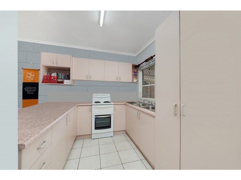 14 Matoska Close, Mount Sheridan QLD 4868