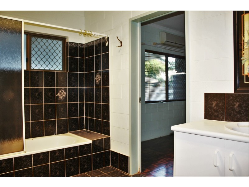 31 Percy Street, Mount Sheridan QLD 4868