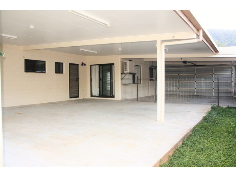 31 Percy Street, Mount Sheridan QLD 4868