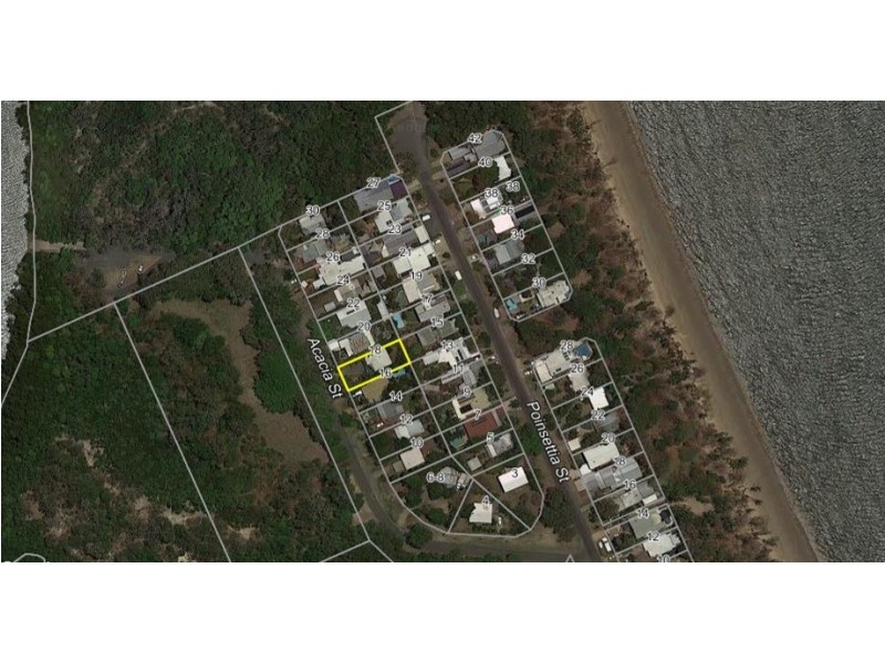 18 Acacia Street, Holloways Beach QLD 4878