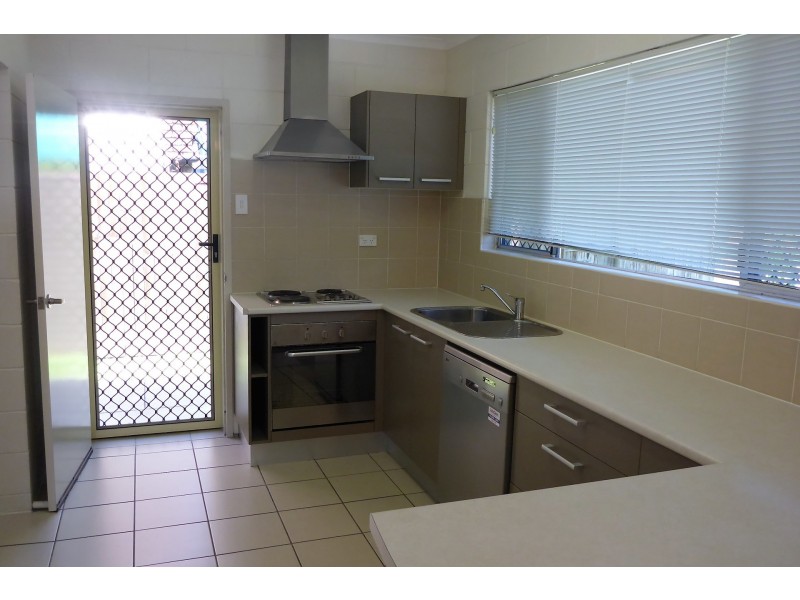 1/65 Woodward Street, Edge Hill QLD 4870