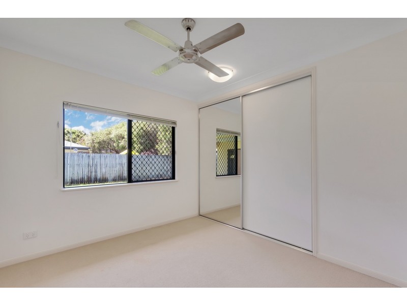 30 Hideaway Close, Palm Cove QLD 4879