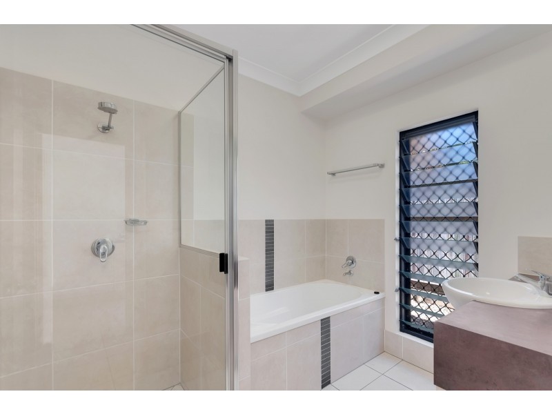 30 Hideaway Close, Palm Cove QLD 4879